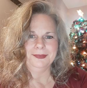 Meet your Posher, Carla